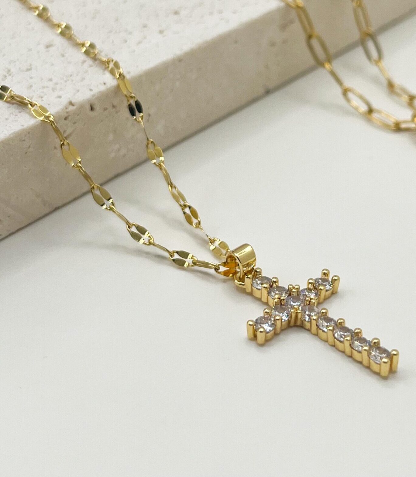 Colar Crucifixo Zircônia Colar Crucifixo Zircônia