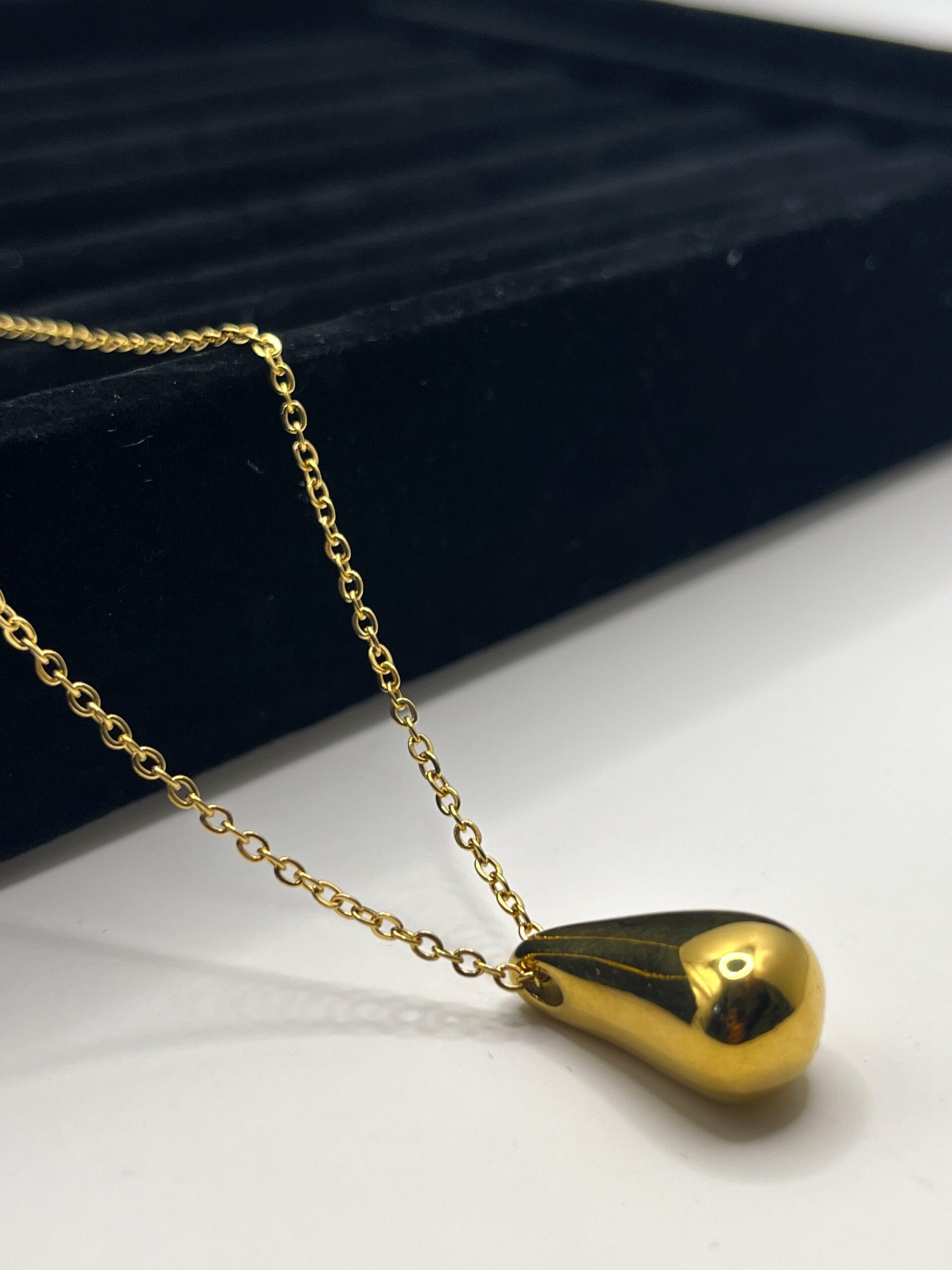 Colar Gota Pequeno Colar Gota Pequeno