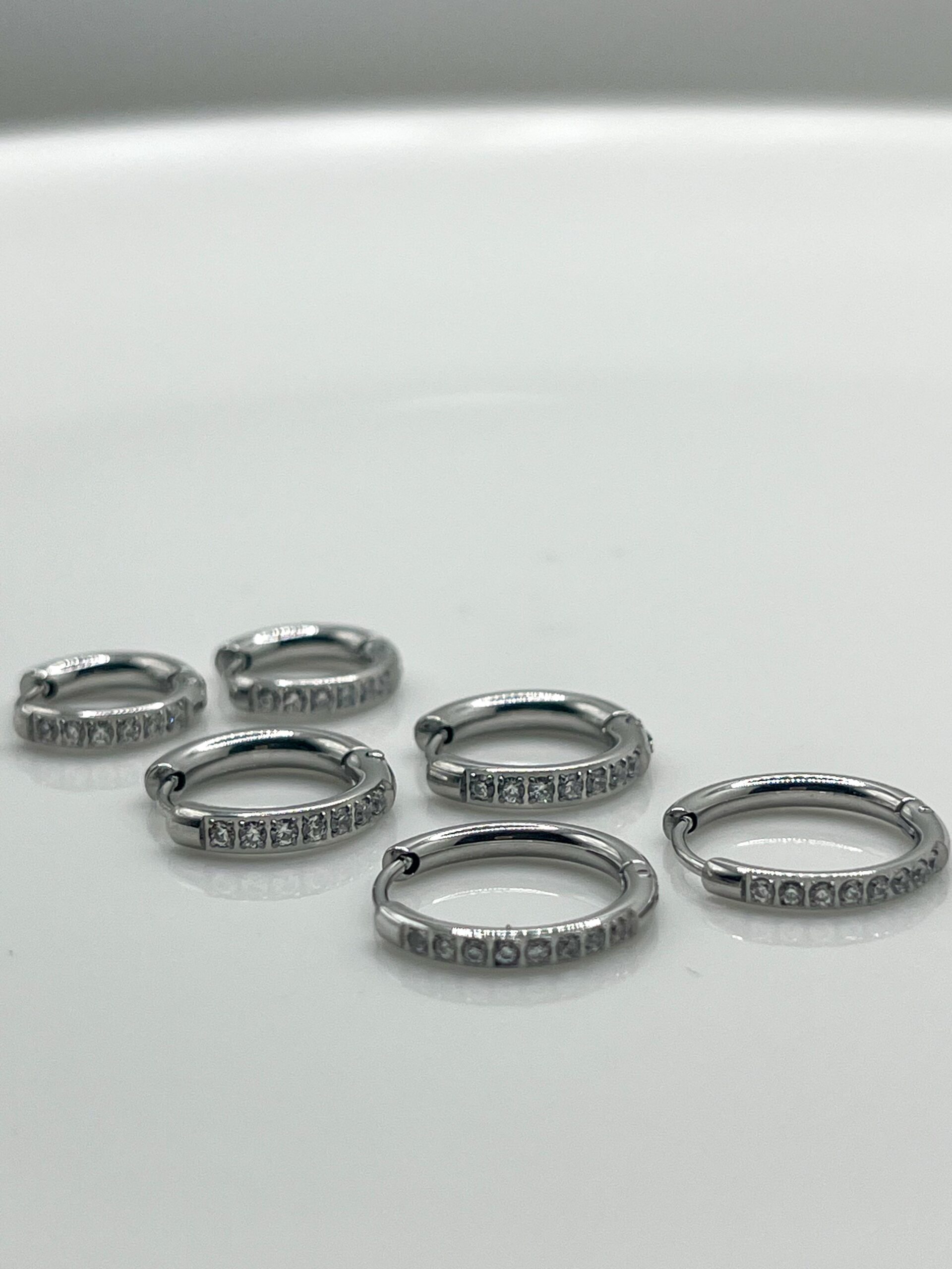 Conjunto Para 3 Furos Argola Zircônia Conjunto Para 3 Furos Argola Zircônia